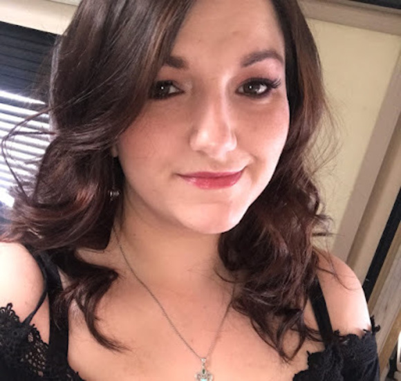 Meet your Posher, Christine - Picture 1 of 1